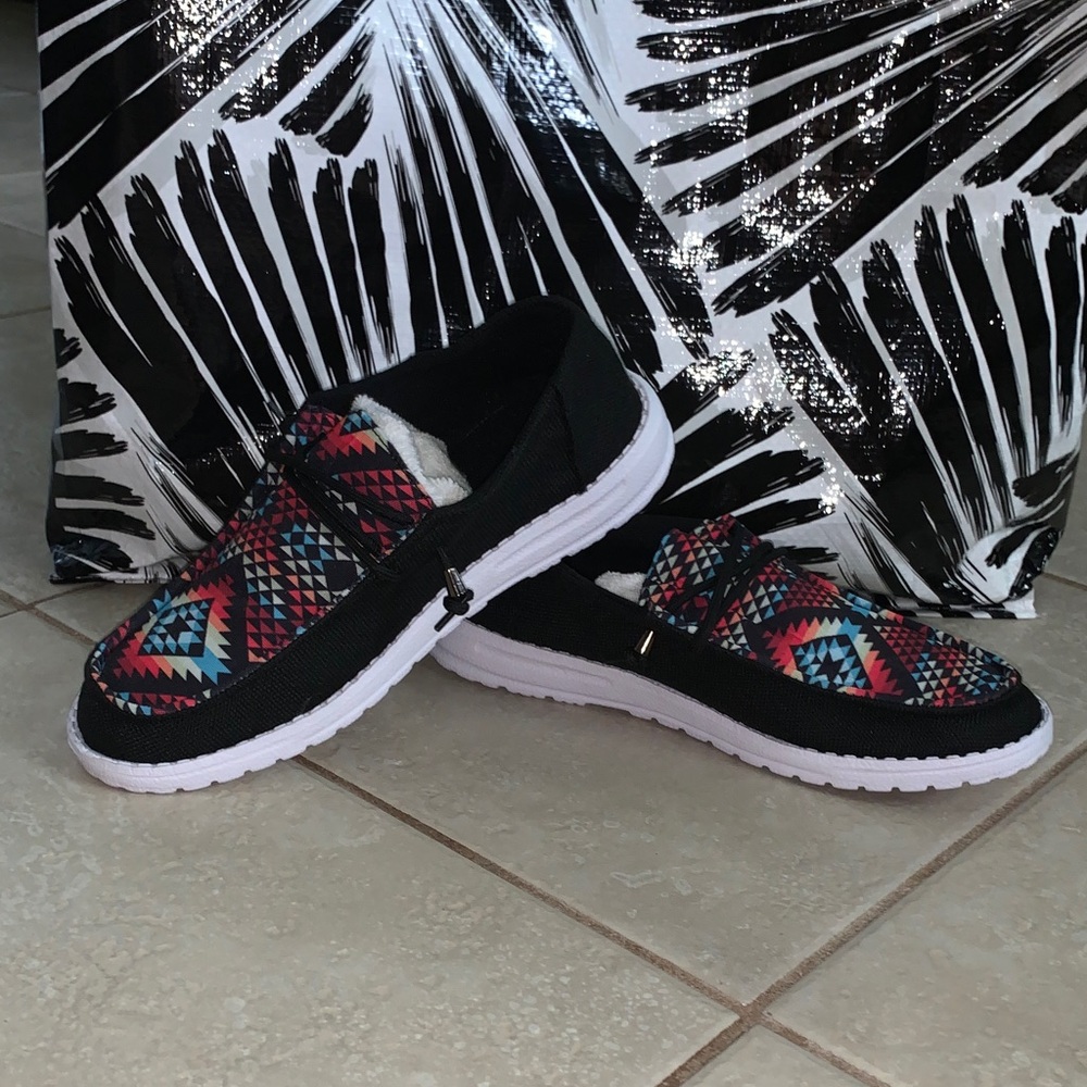 Red and Black Flats with Geometric Pattern